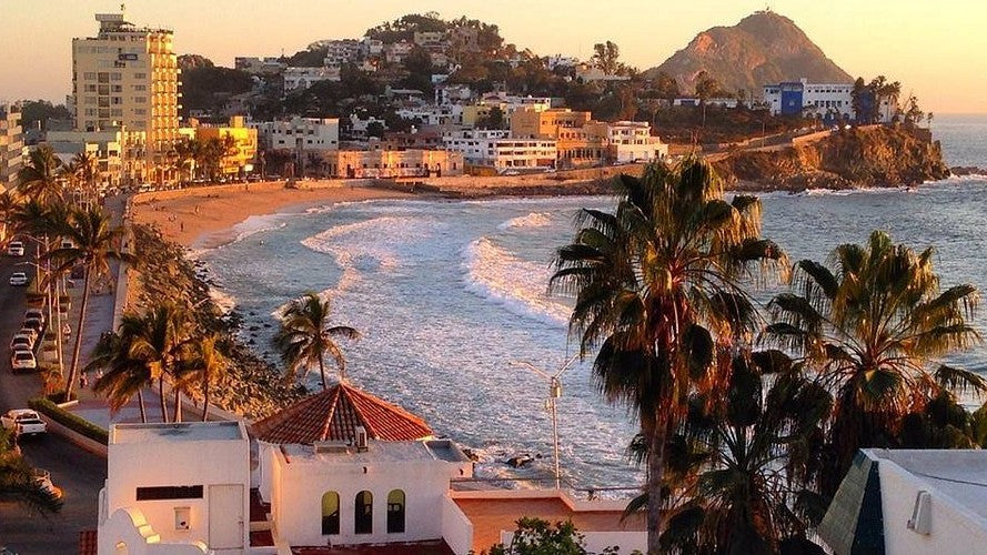Escape Mazatlán - Playa y Gastronomía del Pacífico